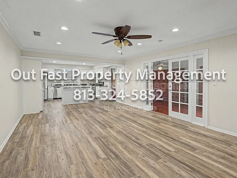 639 Howard Ave — Photo 37