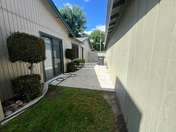 6019 Carolina Cir — Photo 26