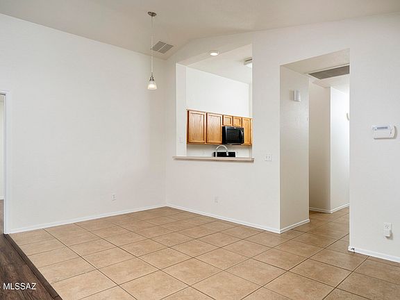5th image of 2060 S Saint Michael Dr