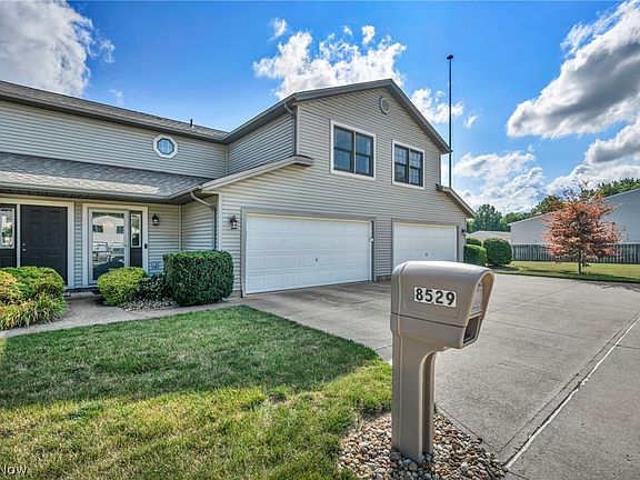 4th image of 8529 Spencer Ct