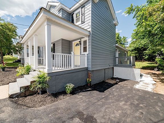 4th image of 1306 Tilden Ave