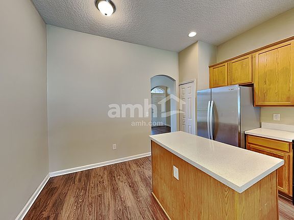 4th image of 9177 Prosperity Lake Dr