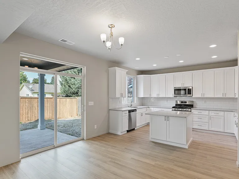 505 N Arc Ct — Photo 14