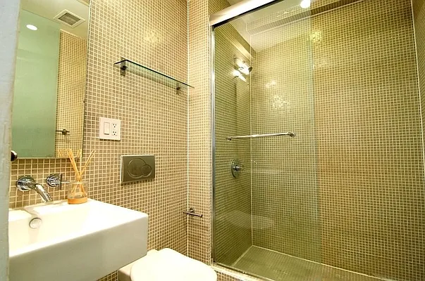 Rented by Compass | media 19