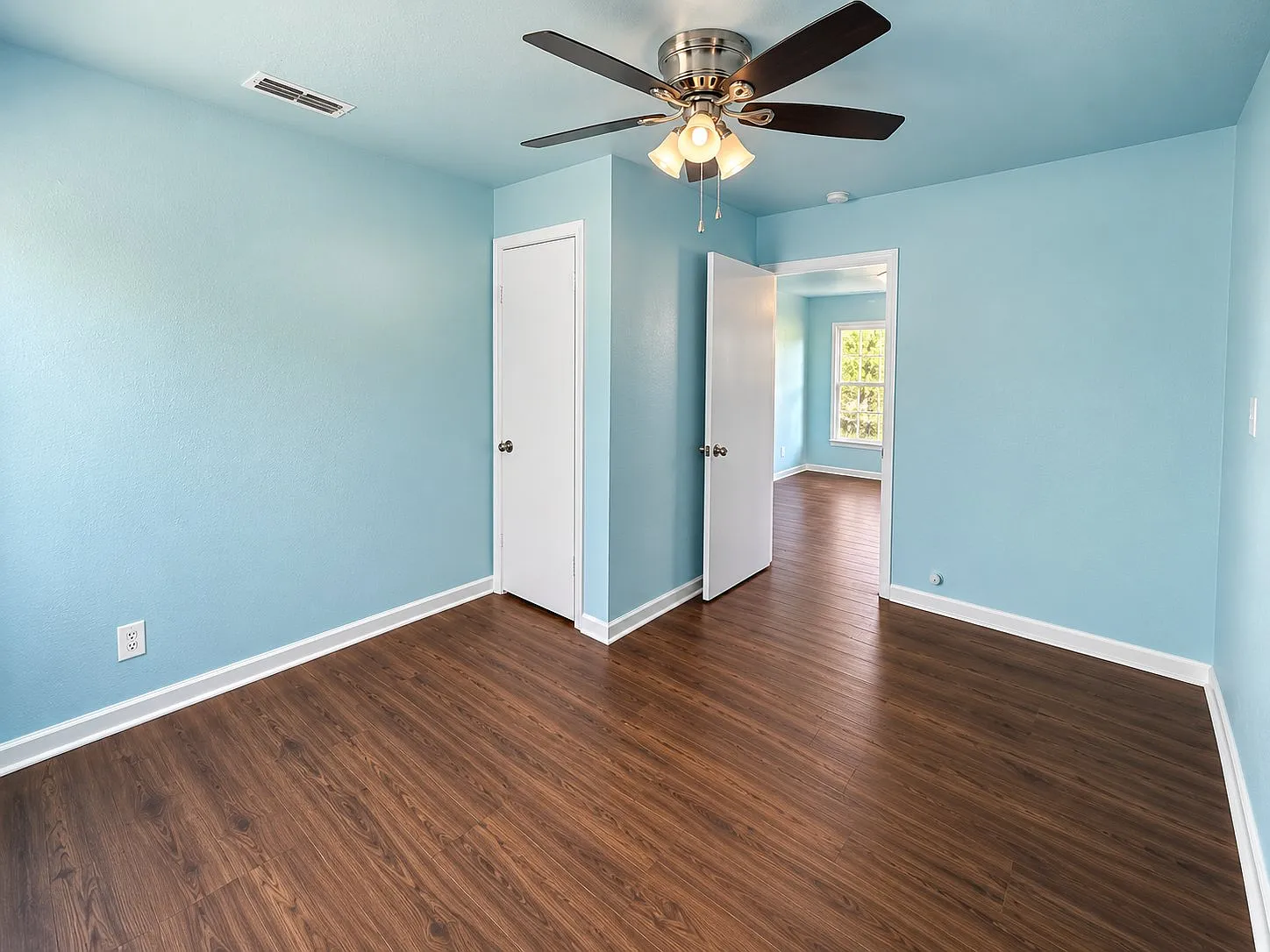 For Rent - 4869 Corrigan Ave, Dallas, Tx 75216 — Photo 2