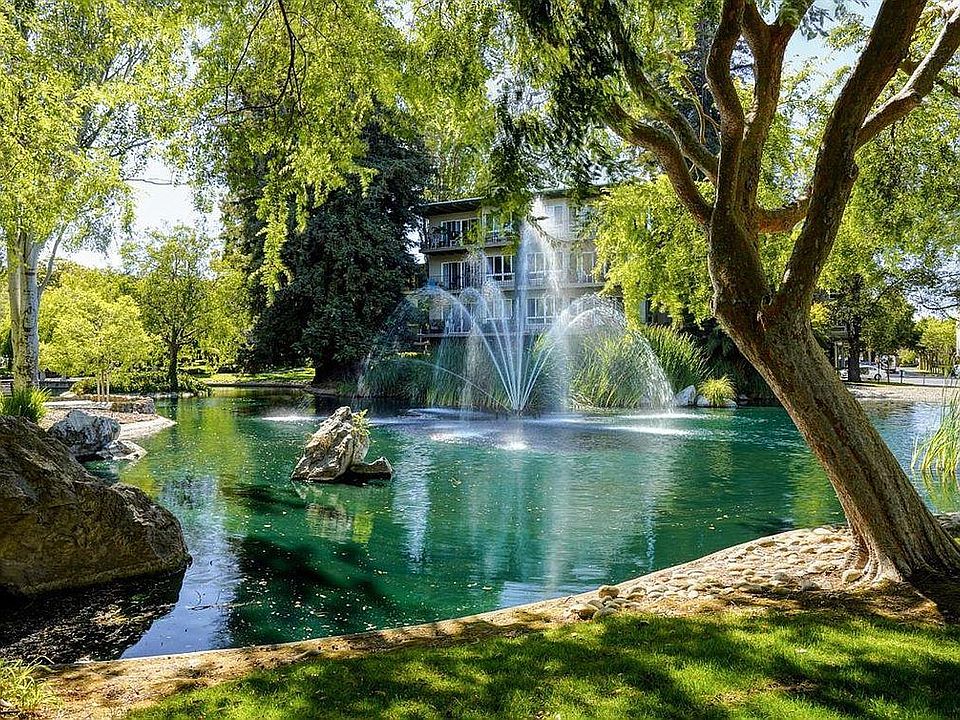 The community features a scenic lake for residents to enjoy.