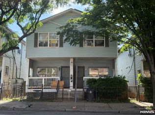 290 Bergen St, Newark, NJ 07103