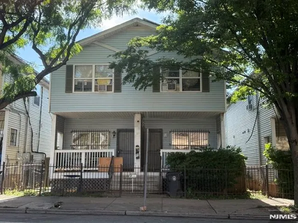 290 Bergen St, Newark, NJ 07103