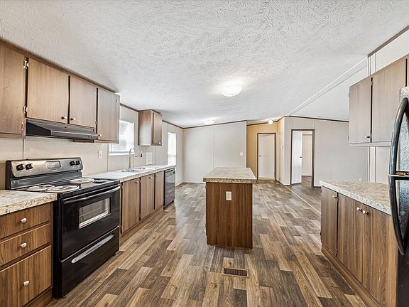 5th image of 21144 Live Oak St
