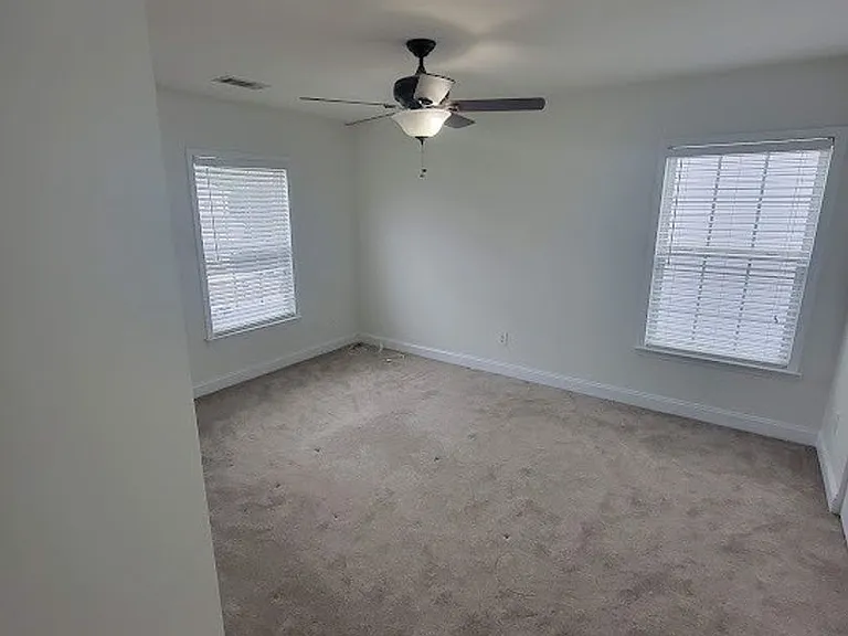 116 Silverspring Pl — Photo 7