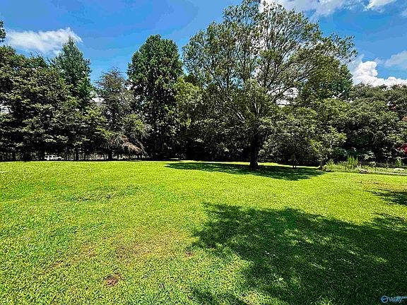 3rd image of 110 County Road 481