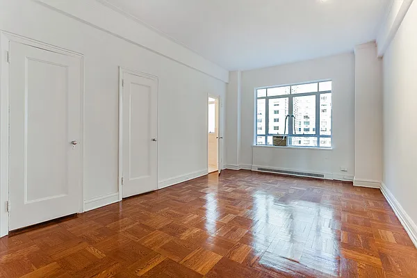 Sold by Stribling | media 11