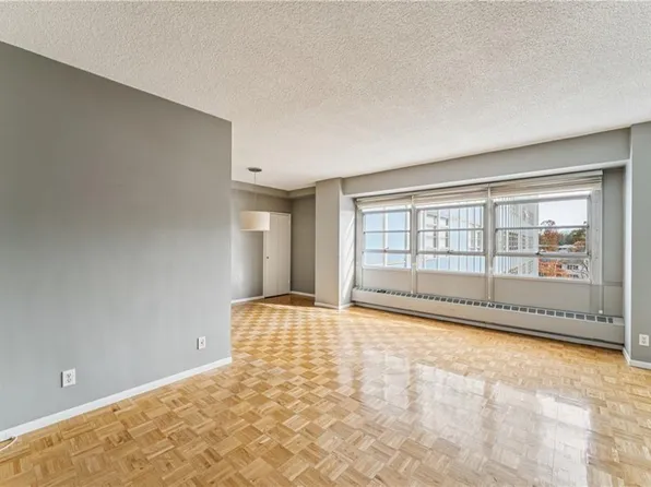 333 W Meyer Blvd APT 504, Kansas City, MO 64113