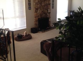 75 Doone St, Thousand Oaks, CA 91360