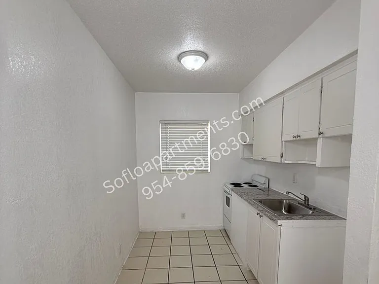 6244 Dewey St — Photo 5
