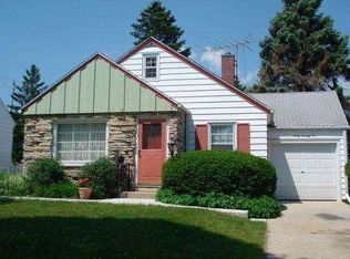 3071 S 54th St, Milwaukee, WI 53219