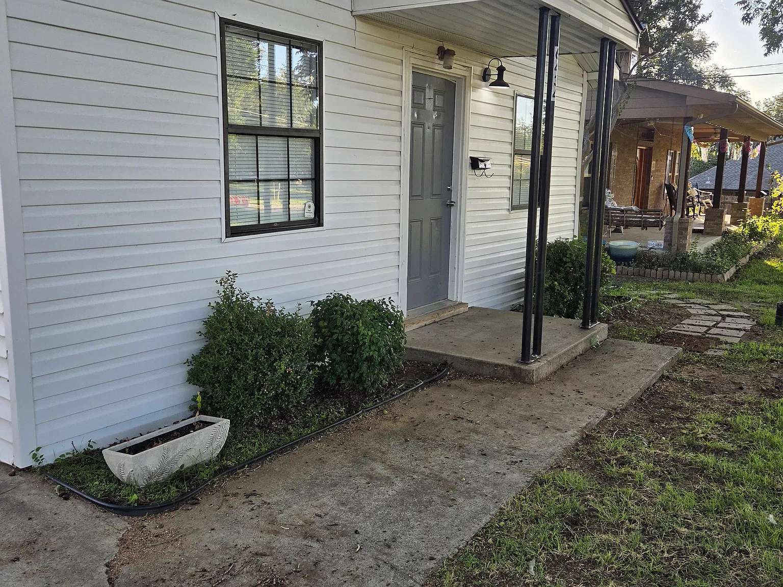 6440 Harmonson Rd — Photo 1