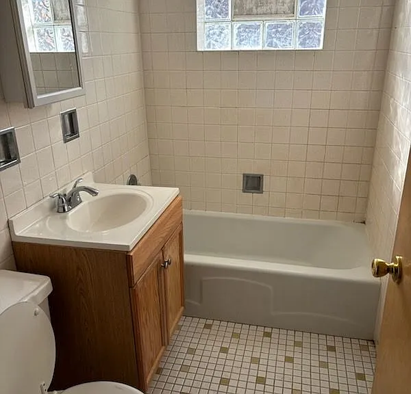 14636 Keystone Ave #1W — Photo 1