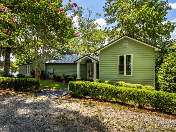 198 New Site Rd, Hamilton, GA 31811