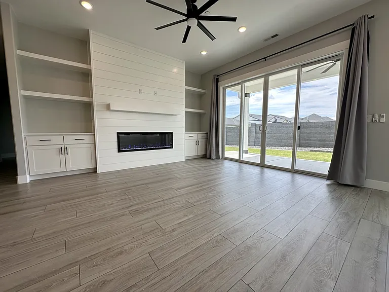 2285 Estate Ave — Photo 13