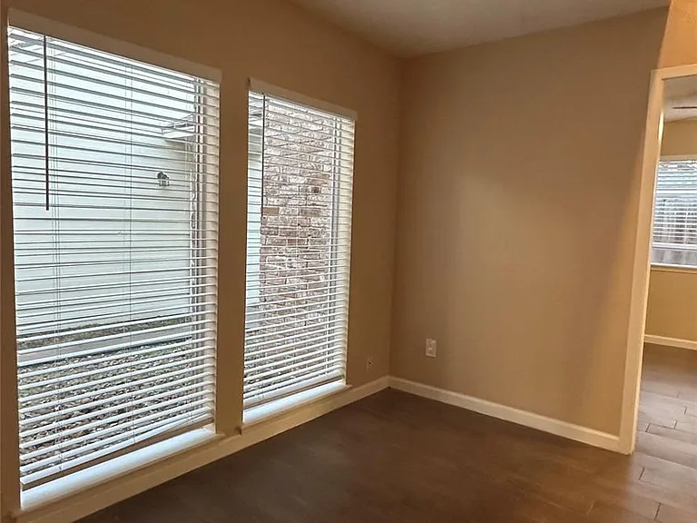 11503 Briar Forest Dr — Photo 20