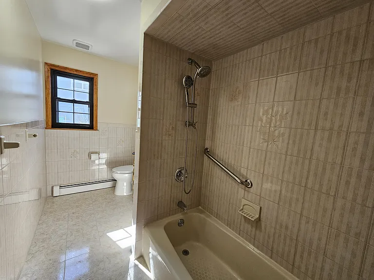 27 Whitaker Ave #1 — Photo 20