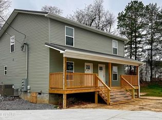 153/155 Oak St, Athens, TN 37303