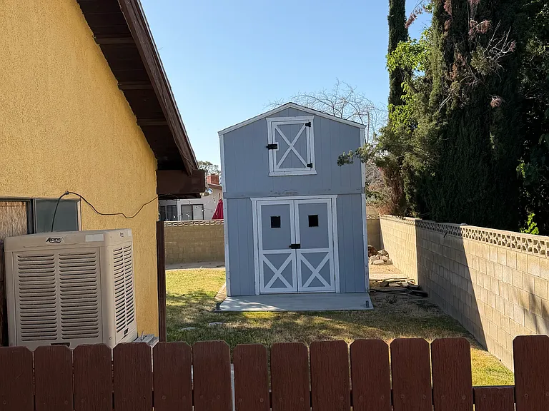 1019 Scott St — Photo 6