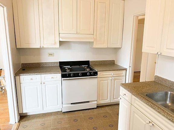3rd image of 144-20 41st Ave #315