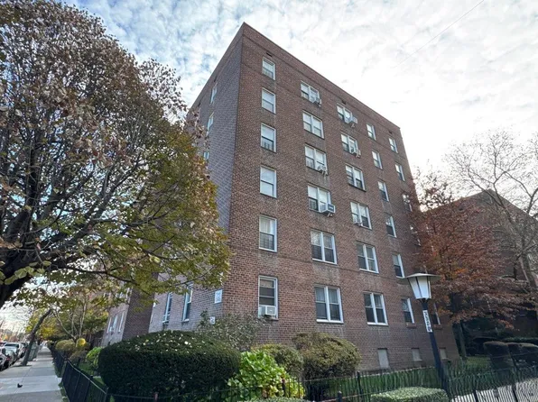 3320 Avenue H image 3 of 4