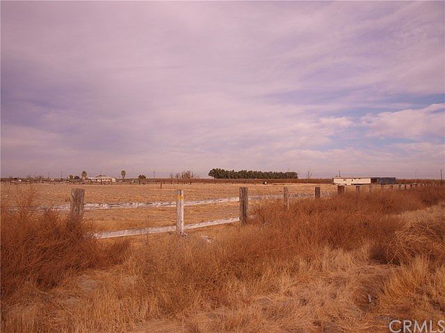 2nd image of Avenue 62
