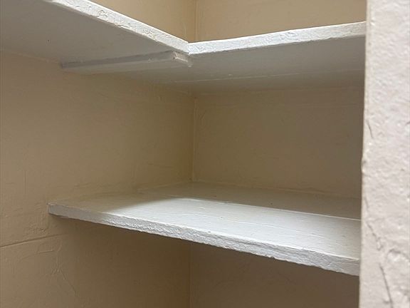 3rd image of 85 Oliver St APT 1