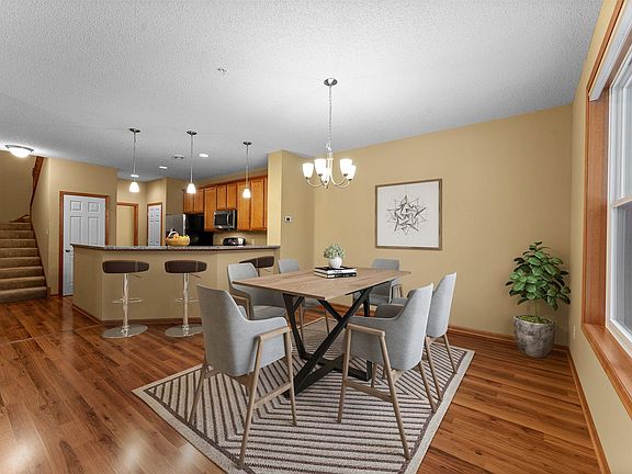 3rd image of 1826 Colonial Ln Unit 4