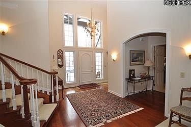 3rd image of 17 Warwick Ln