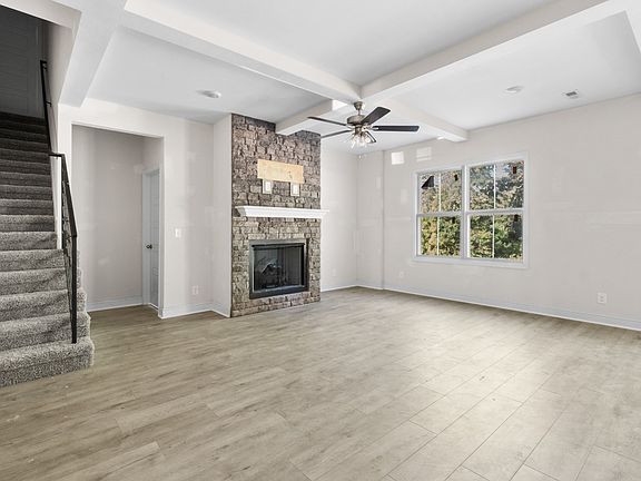 5th image of 389 Galway Dr Lot 47