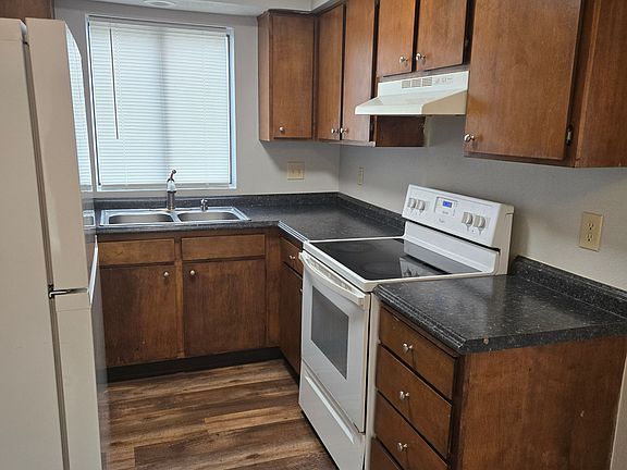4th image of 901-981 SE Ford St #2B-1Ba