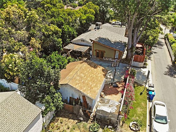 4th image of 5903 Cantaloupe Ave