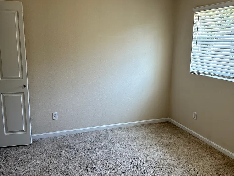 7395 NW 164th Ave — Photo 18