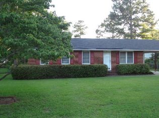 311 Hopkins St, Manning, SC 29102