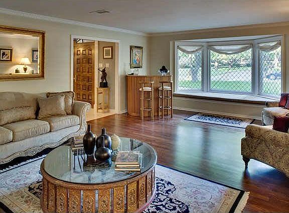 4th image of 10815 Crooked Creek Dr