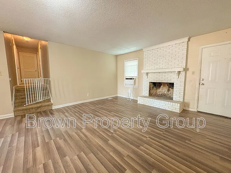 5998 Brookcliff Rd — Photo 4