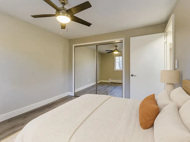 1137 Columbine Street — Photo 8