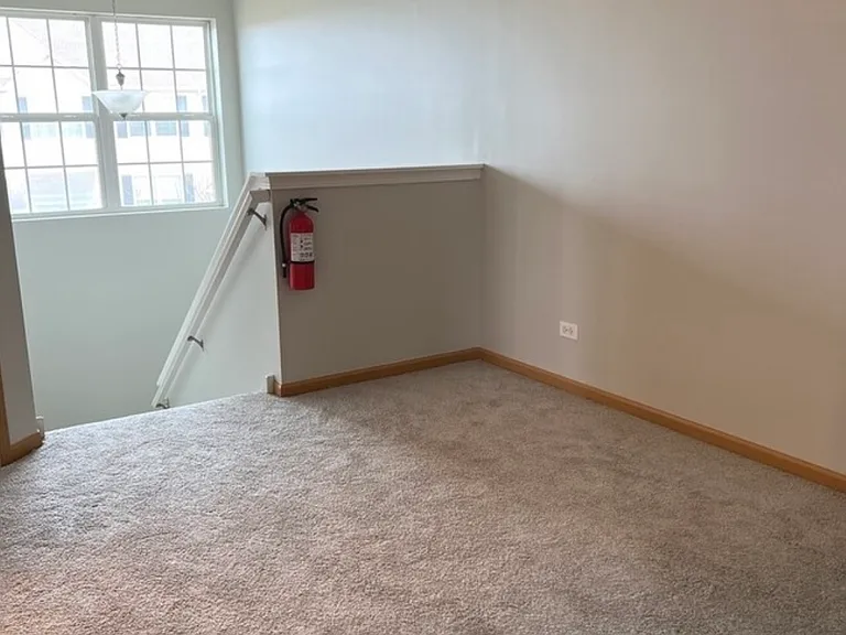 LARGE LOFT