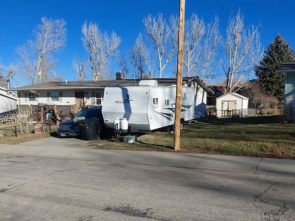 2nd image of 1361 Jamaica Dr