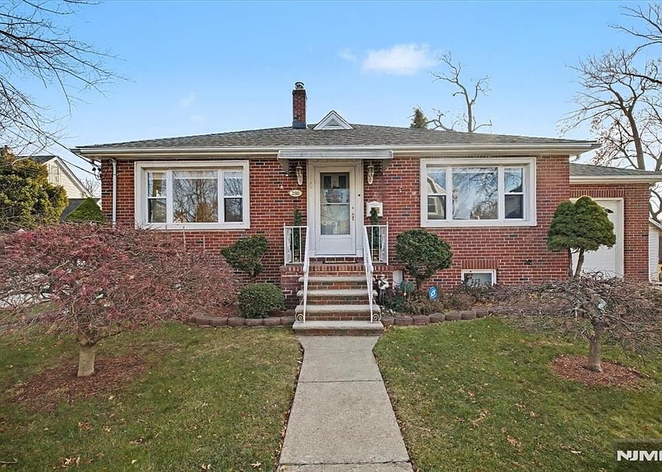 1st image of 398 Central Ave