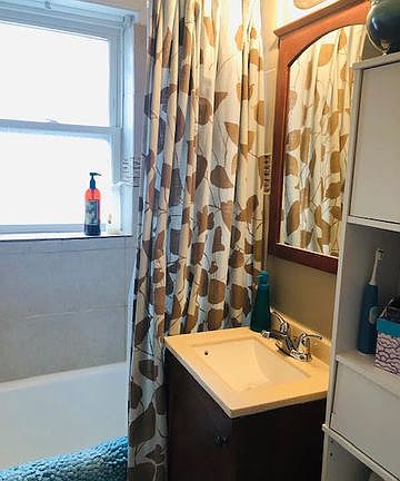 5th image of 1064 W Thorndale Ave #1P