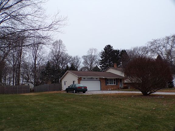 3rd image of 5450 Winfield Dr