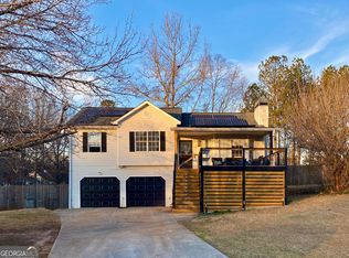 71 Riverside Ct, Douglasville, GA 30134