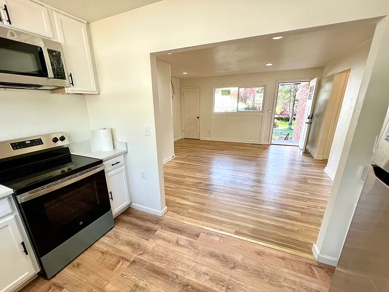 3910 NW Franklin St #B — Photo 18