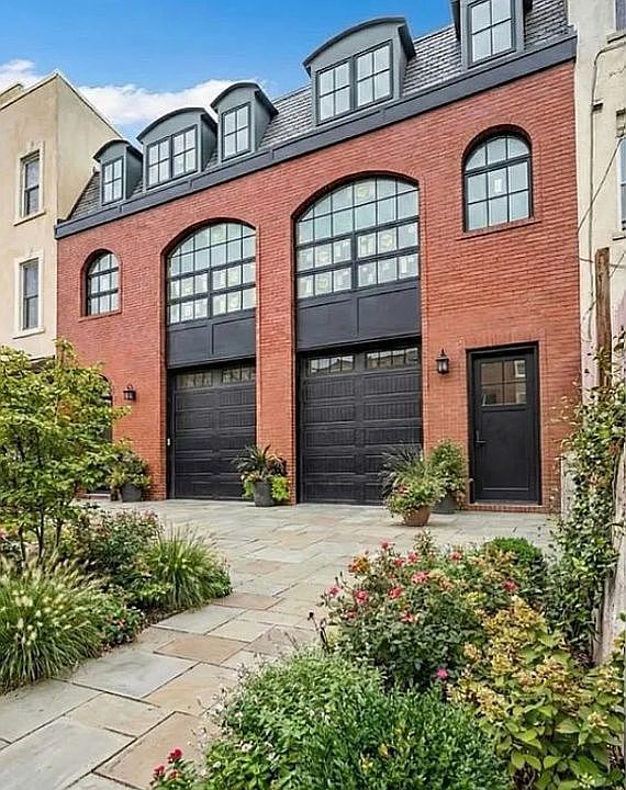 1st image of 522 17th St #1